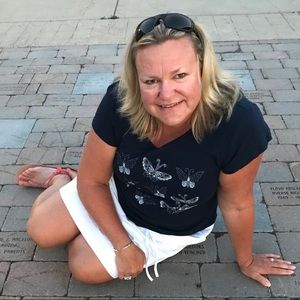 Meet your Posher, Jennifer